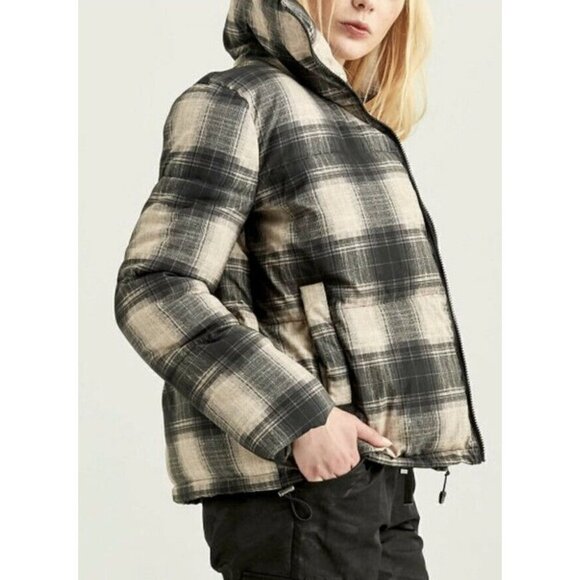 NWT Boundless North Size S Plaid Puffer Jacket Brown MSRP $128 - Picture 4 of 14